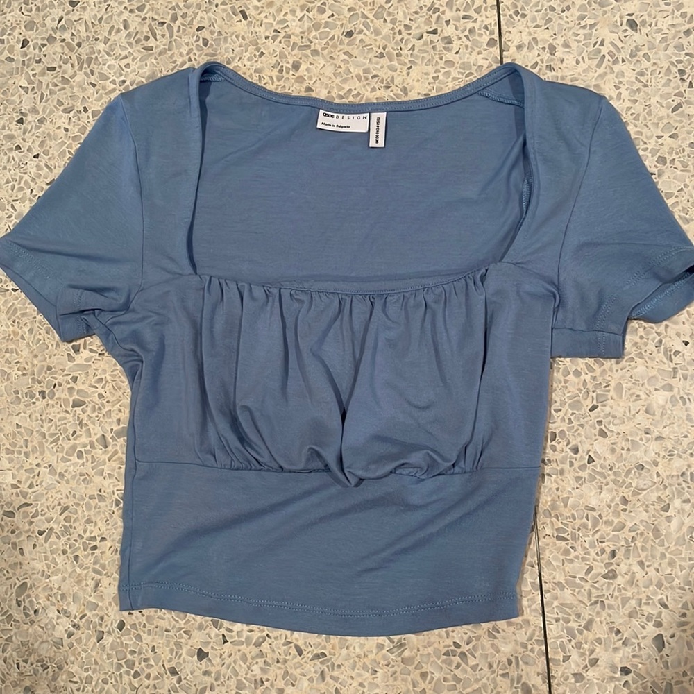 Light blue scoop neck crop top